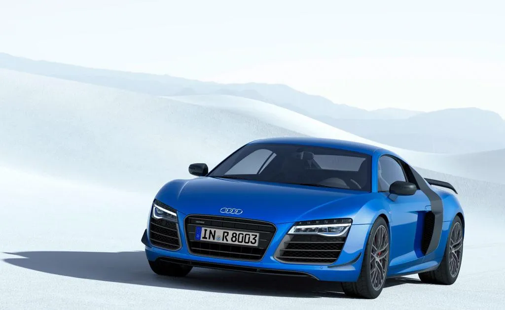 audi-r8-lmx-il-primo-modello-di-serie-al-mondo-con-abbaglianti-laser-r8140026_medium