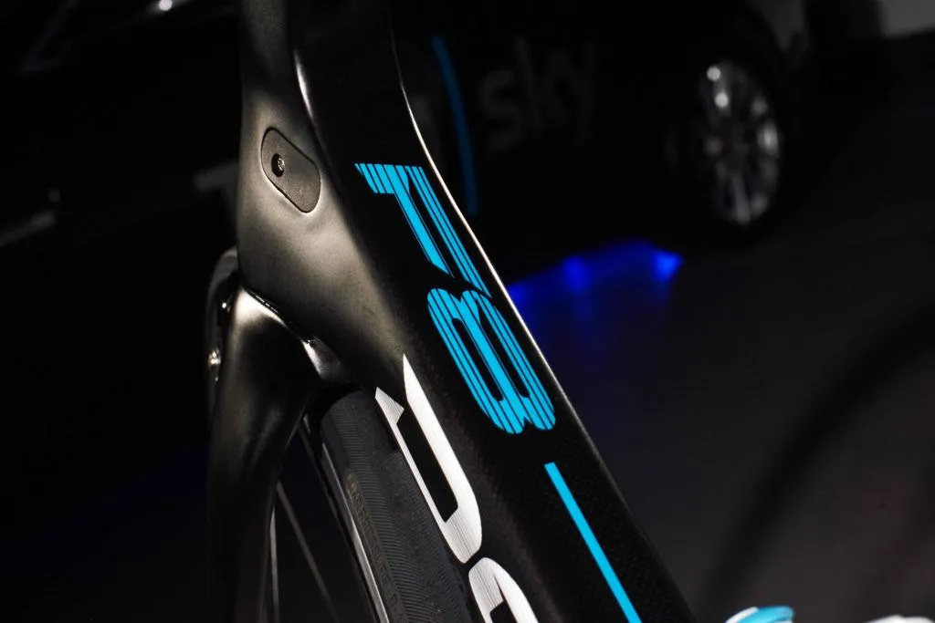 jag_pinarello_dogmaf8_image_280514_11