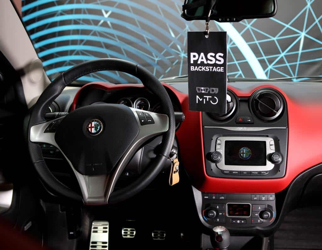 alfa-romeo-mito-partner-della-prima-edizione-di-top-dj-131021_lomb6003-2