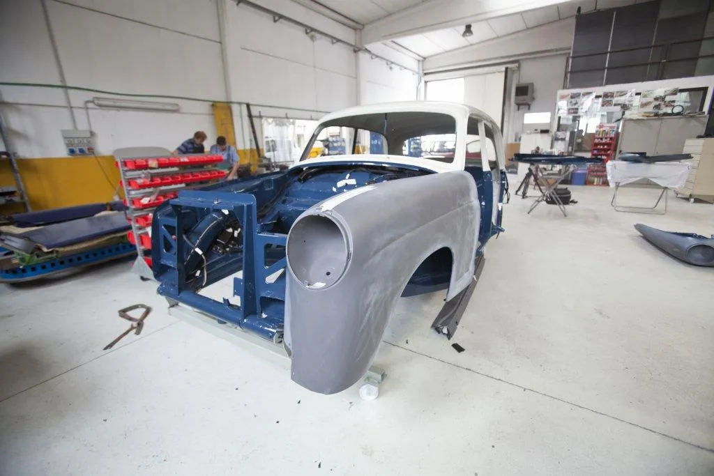 Mercedes-Benz Classic Milano: la casa per le Stelle d’epoca