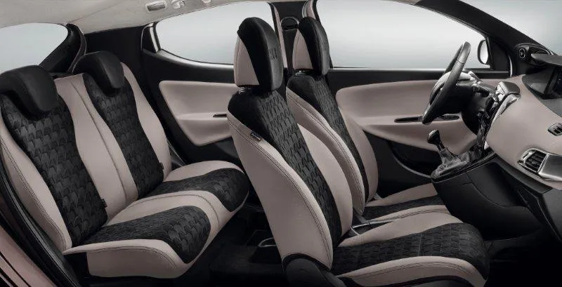 La nuova Lancia Y Elle veste Alcantara (FOTO)