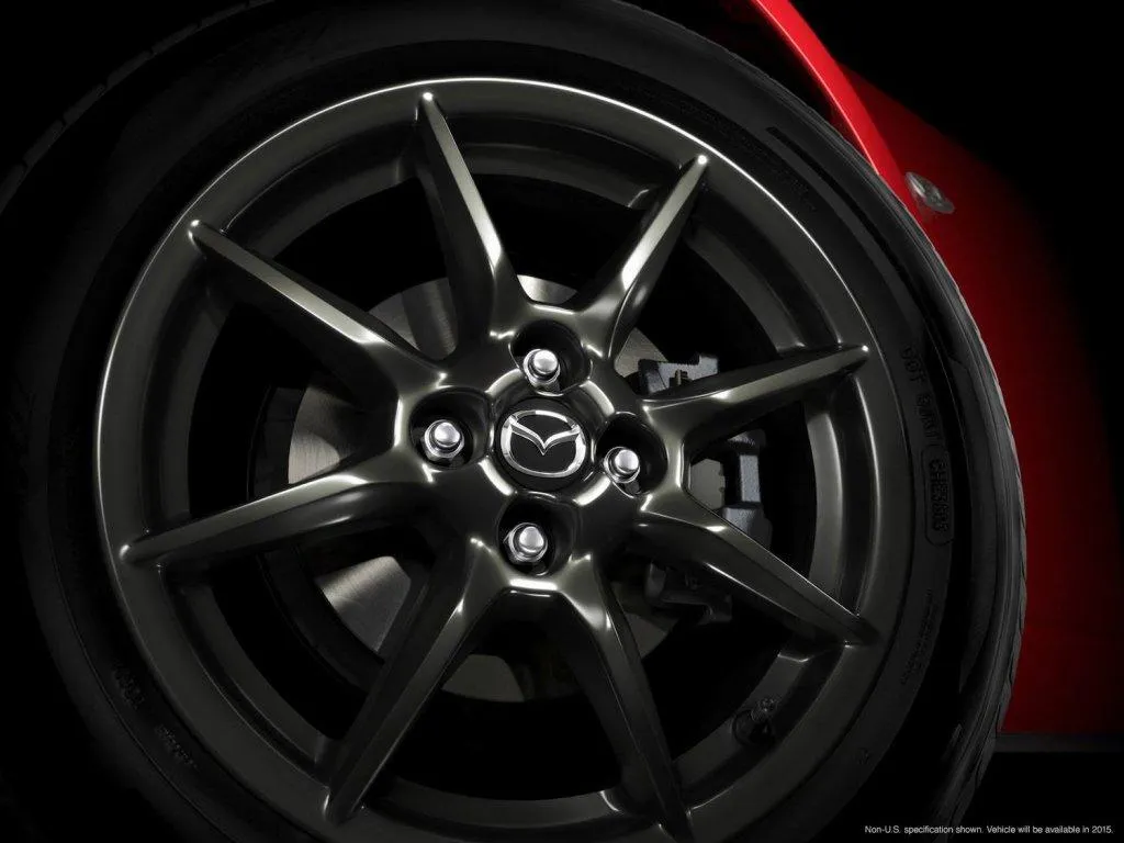 Salone di Parigi: esposta la nuova Mazda MX-5 (FOTO E VIDEO)