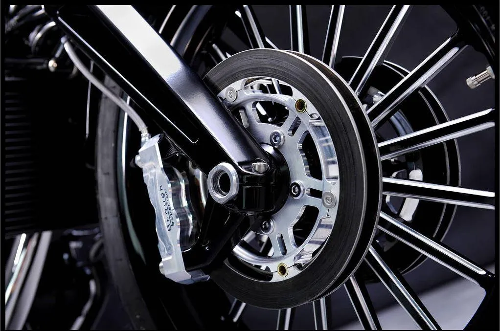 Brough Superior: due modelli storici e rivisitati (FOTO)