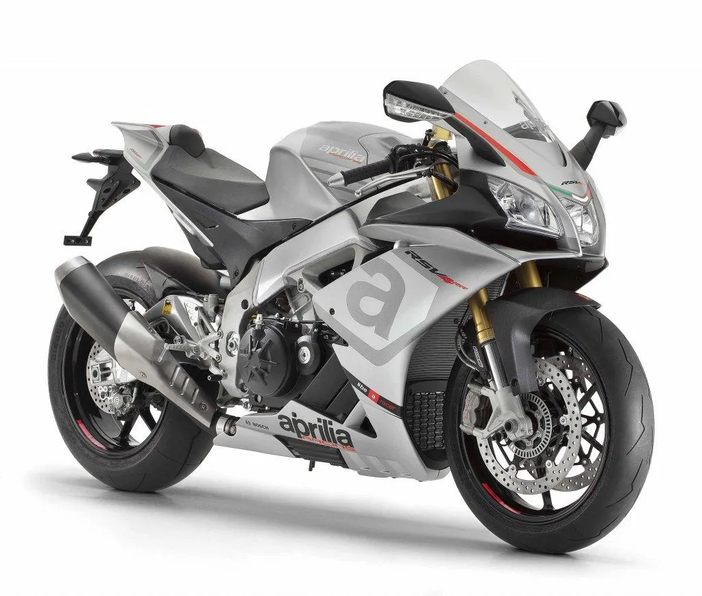 Ecco l'Aprilia RSV4 RR in tutto il suo splendore (VIDEO)