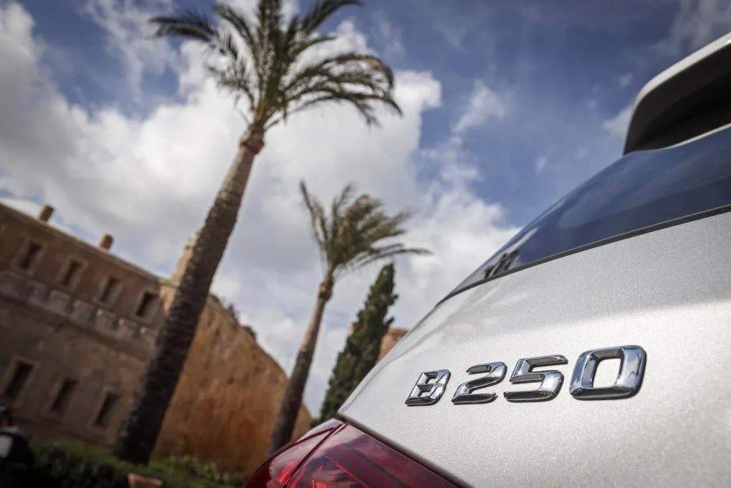 Ecco la nuova Mercedes-Benz Classe B (FOTO)