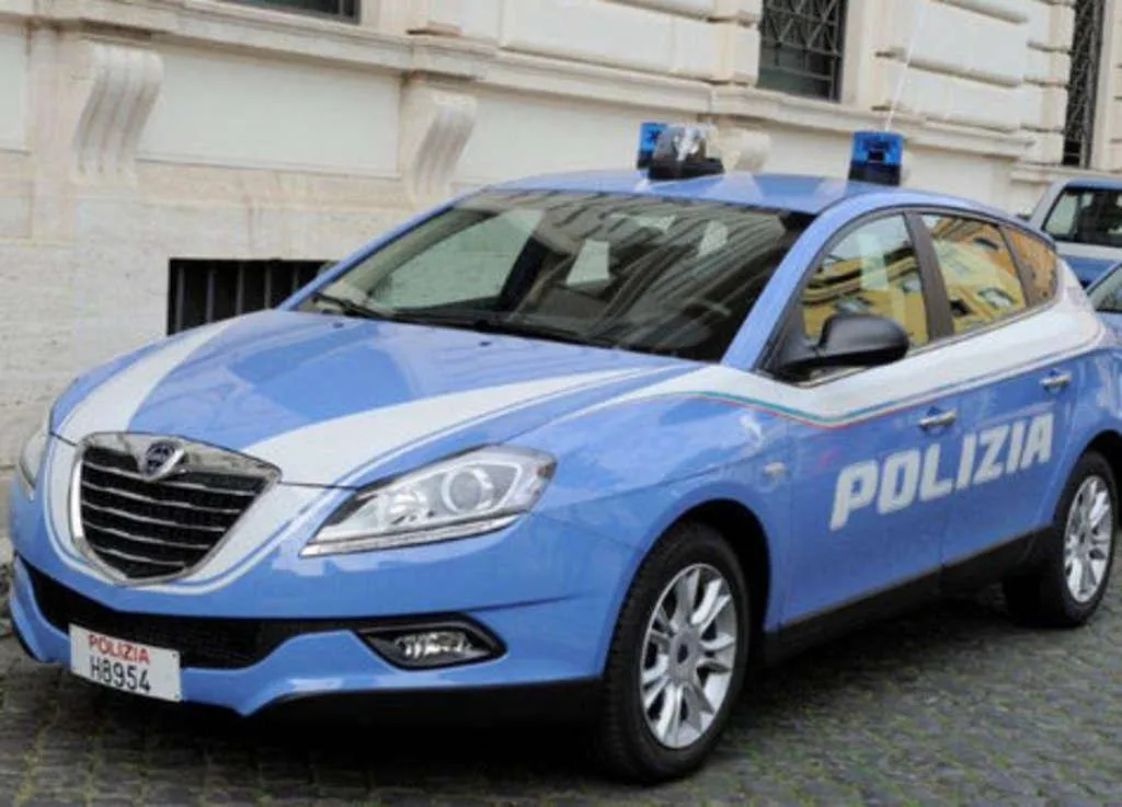 La Polizia cambia colore e presenta Mercurio