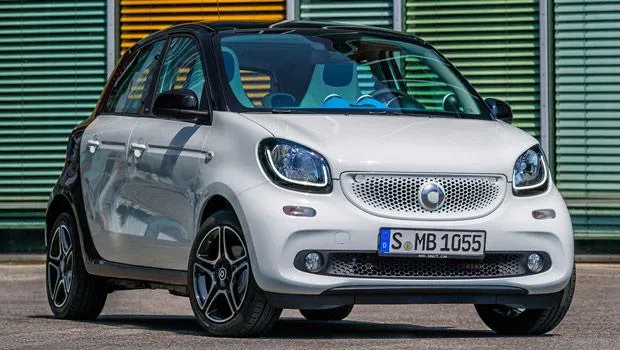 Dopo 8 anni torna la Smart ForFour (FOTO)