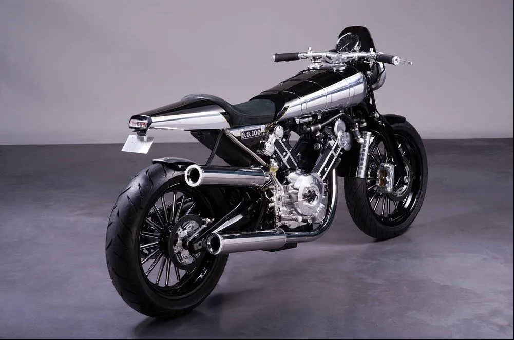 Brough Superior: due modelli storici e rivisitati (FOTO)