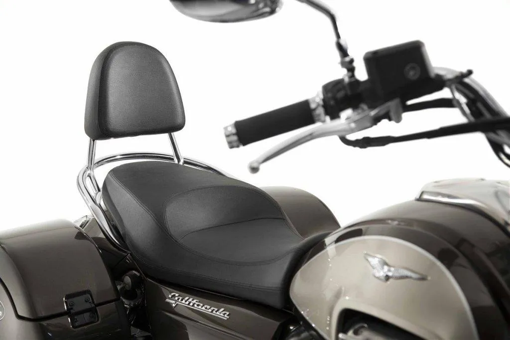 Ecco a voi la nuova Moto Guzzi California Touring SE (FOTO)