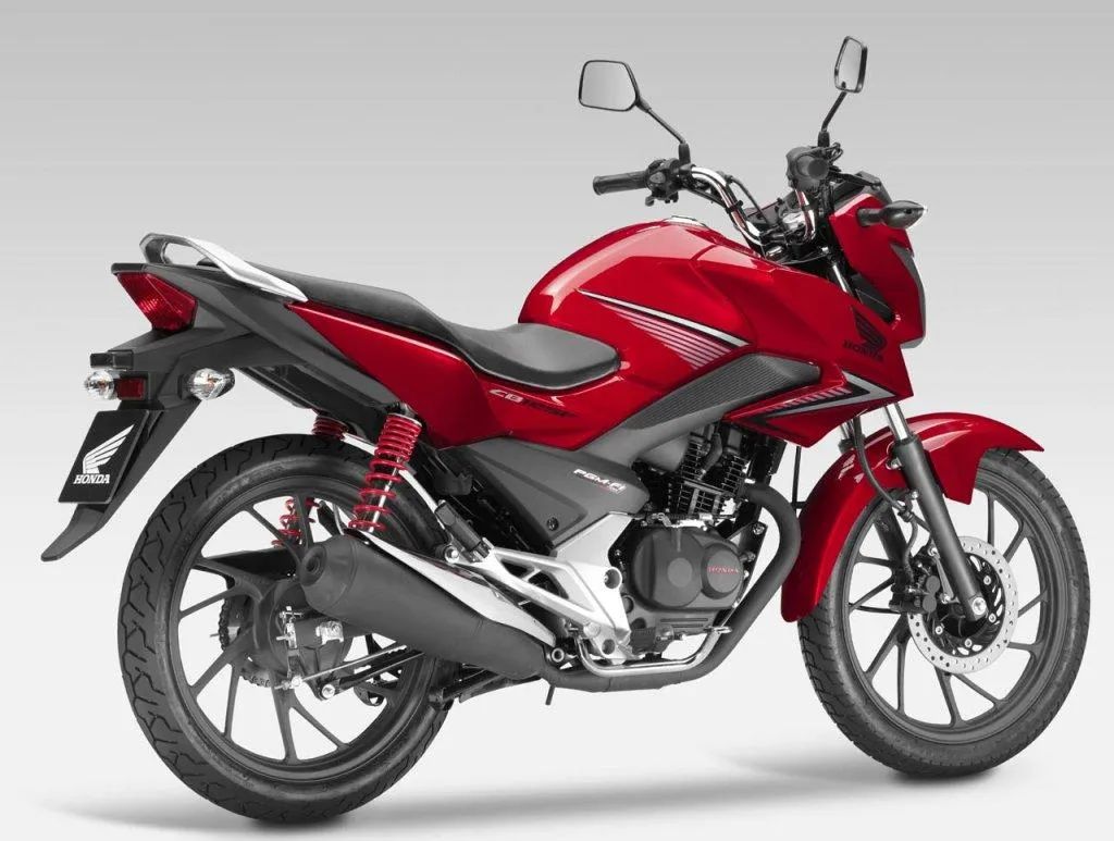 Honda presenta la nuova CB125F, monocilindrica da 51,3 km/l (FOTO)
