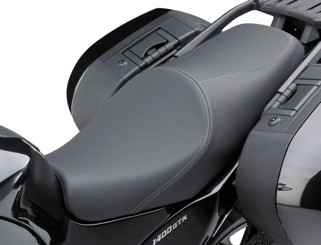 Kawasaki 1400 GTR 2015: una moto rivoluzionaria (FOTO E VIDEO)