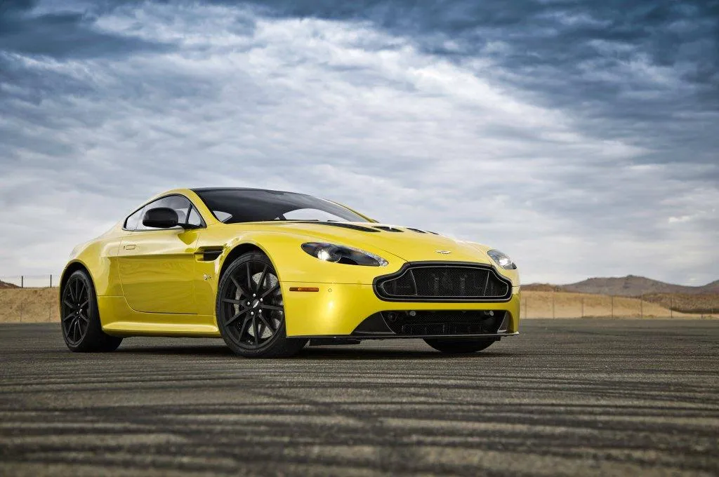 Aston Martin Vantage V12 S