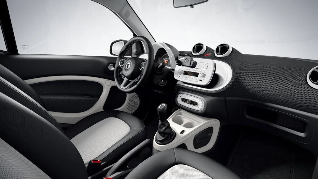 Motor Show: Web Passion è la prima special edition della nuova Smart (FOTO)