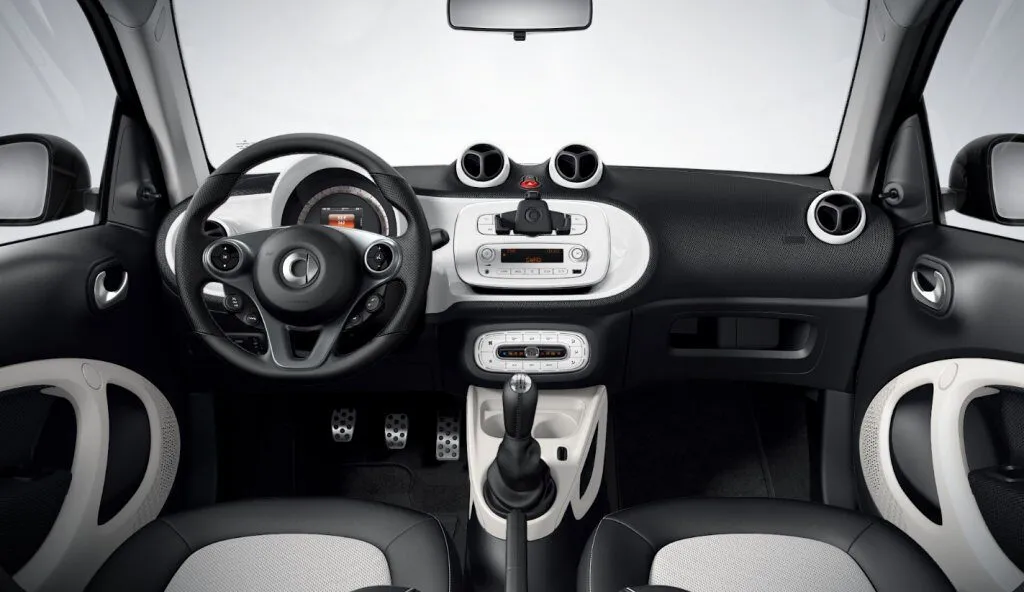 Motor Show: Web Passion è la prima special edition della nuova Smart (FOTO)
