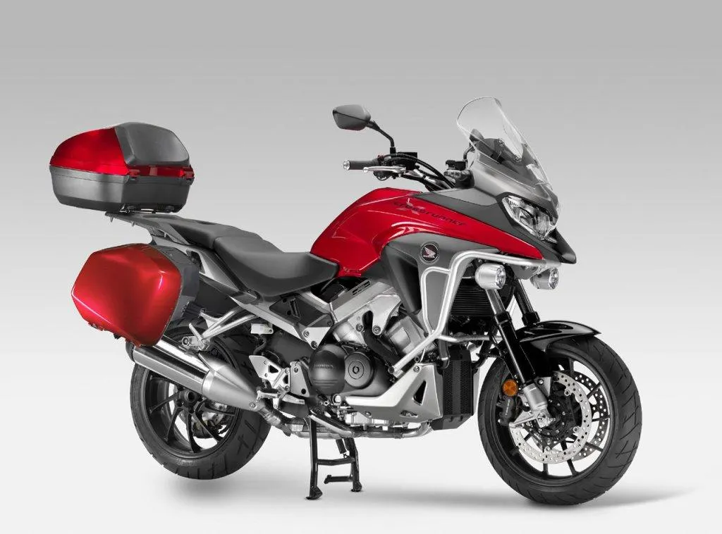 Il nuovo Crossrunner 2015 in tutte le concessionarie Honda (FOTO)