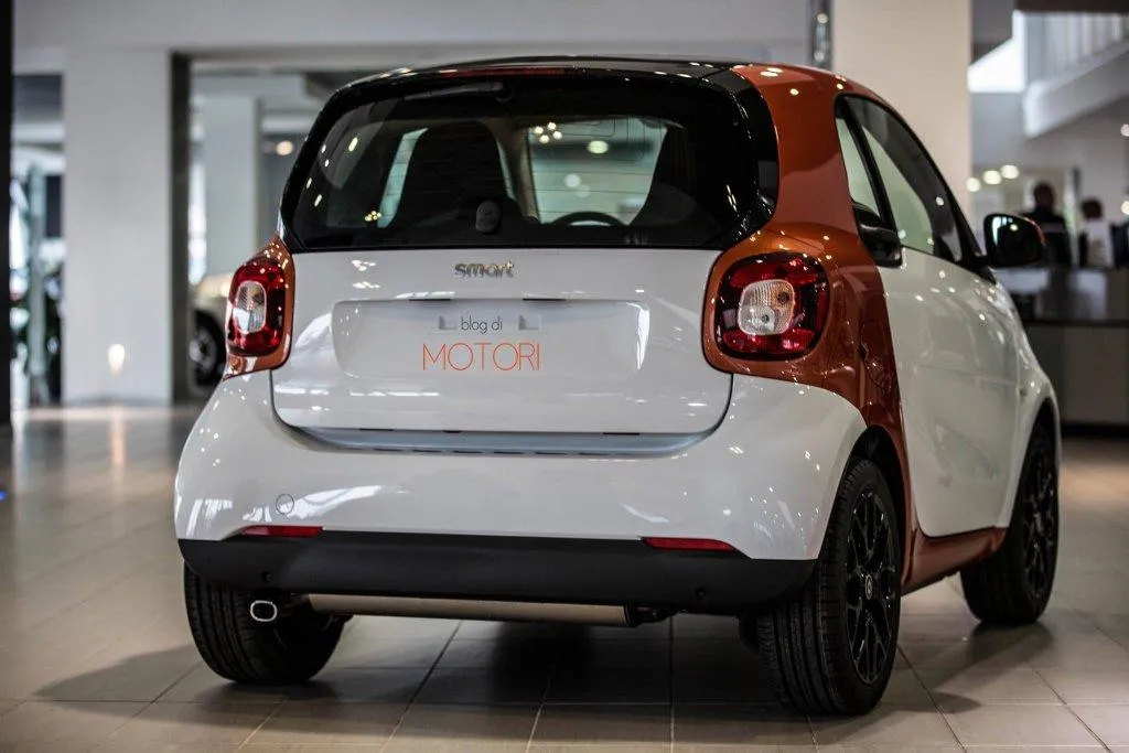 Smart forTwo, arriva la versione automatica (Prezzi e Info)