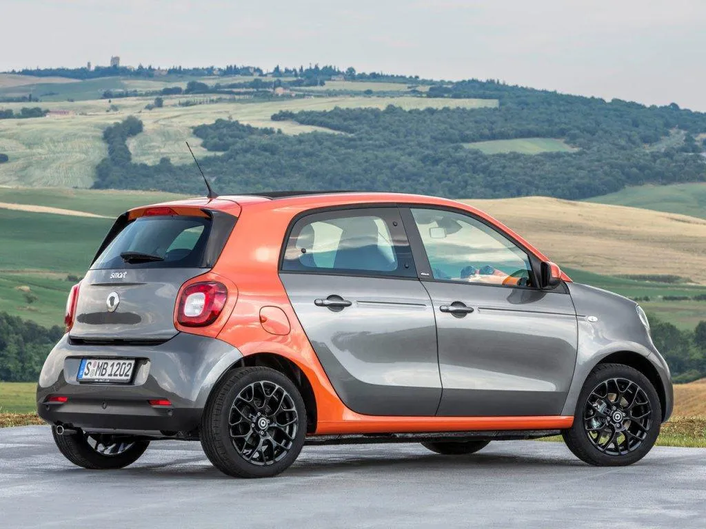 Smart forTwo, arriva la versione automatica (Prezzi e Info)