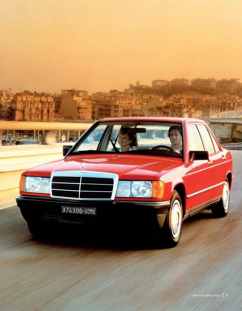 Mercedes-Benz Italia compie 40 anni (FOTO)
