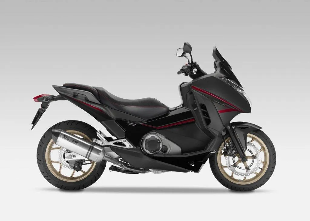 Il nuovo Honda Integra 750 S SPORT in tutte le concessionarie ufficiali (FOTO)