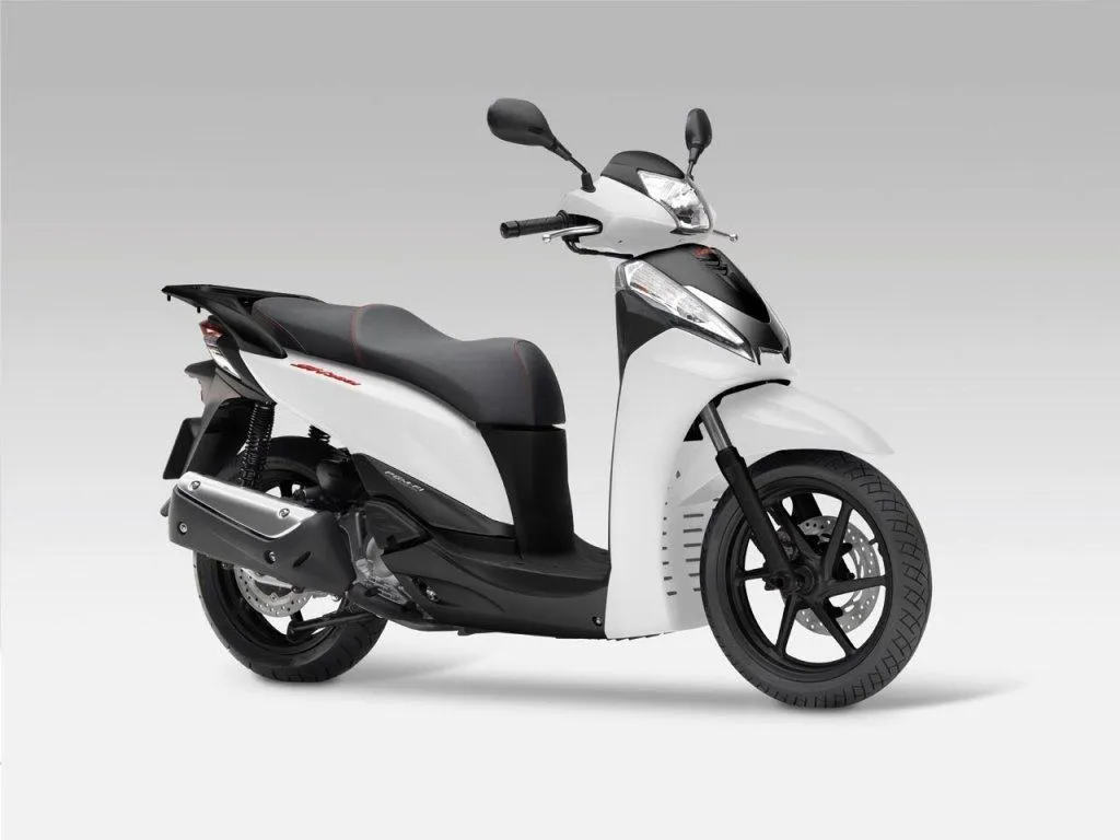 Mercato 2 ruote 2014: Honda leader con una quota del 23,8%