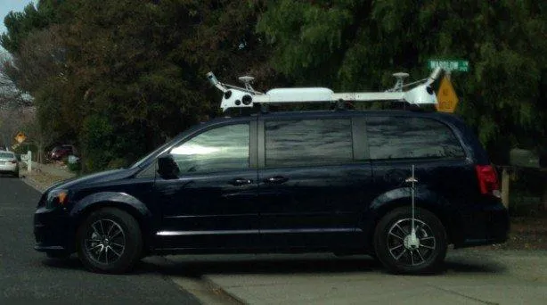 Apple: ecco l'iCar, si chiama Titan e guida da sola! (FOTO)