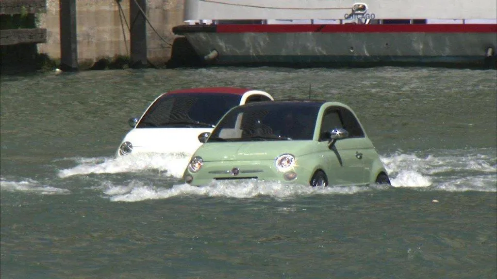 Incredibile: ecco la Fiat 500 Jet Ski (FOTO e VIDEO)