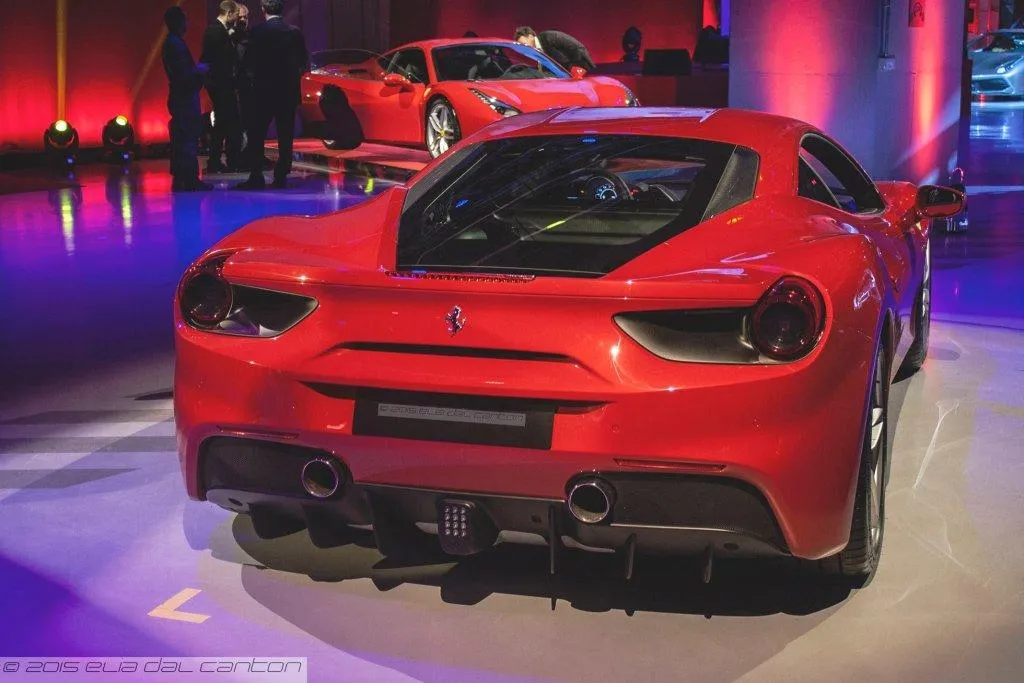 Esclusiva: la prima della Ferrari 488 GTB con Sebastian Vettel (FOTO e VIDEO) 