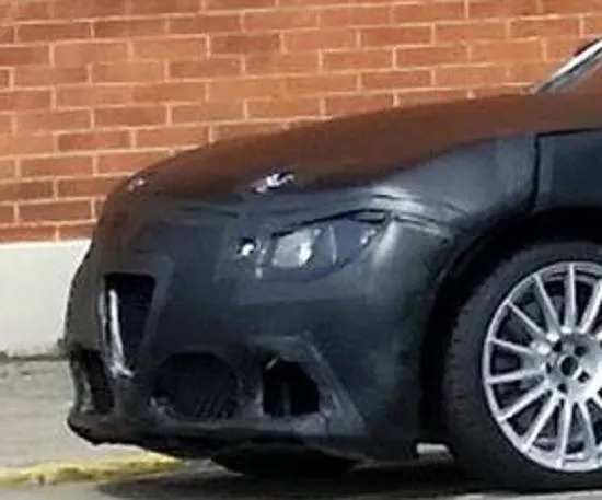 Alfa Romeo Giulia: conferme sul frontale (FOTO)