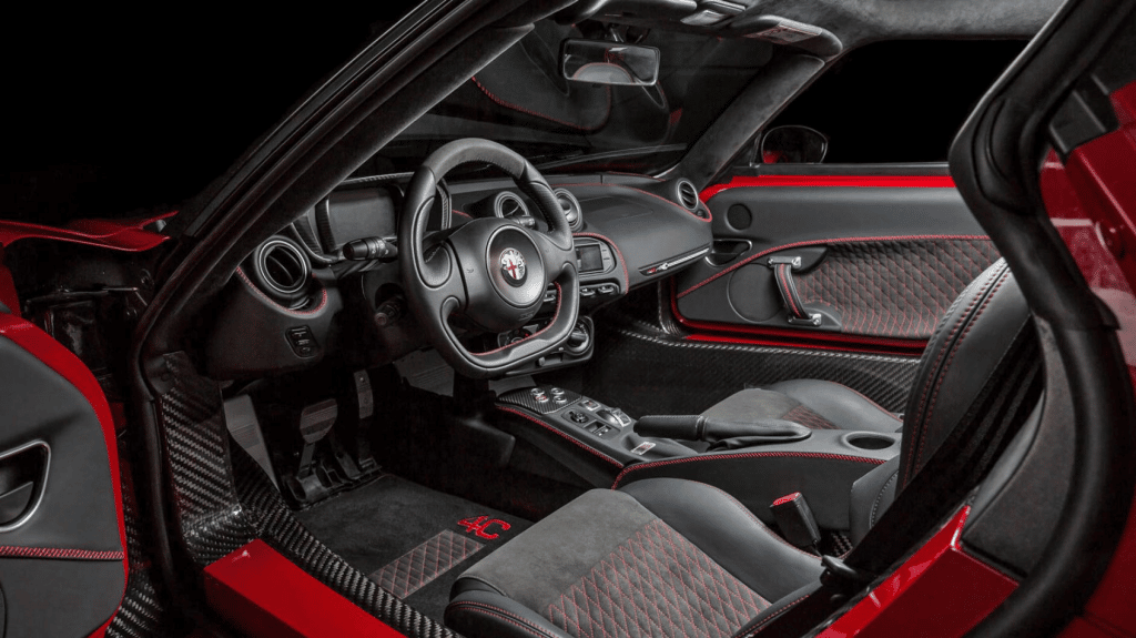 Alfa Romeo 4C Zender-interni lussuosi- Top Gear