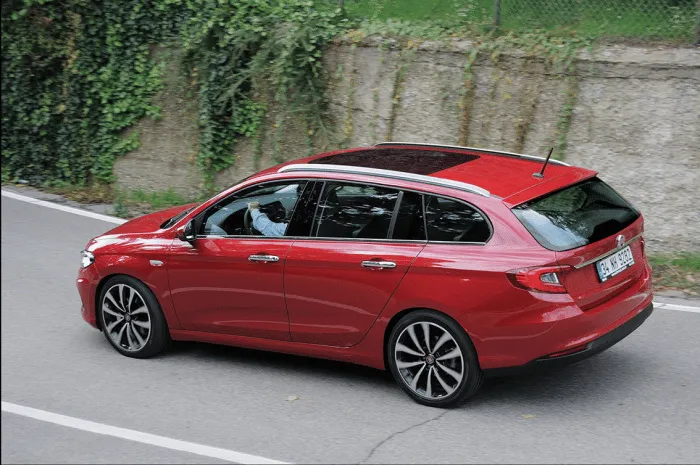 La versione station wagon debutterà in primavera fonte: wp.com