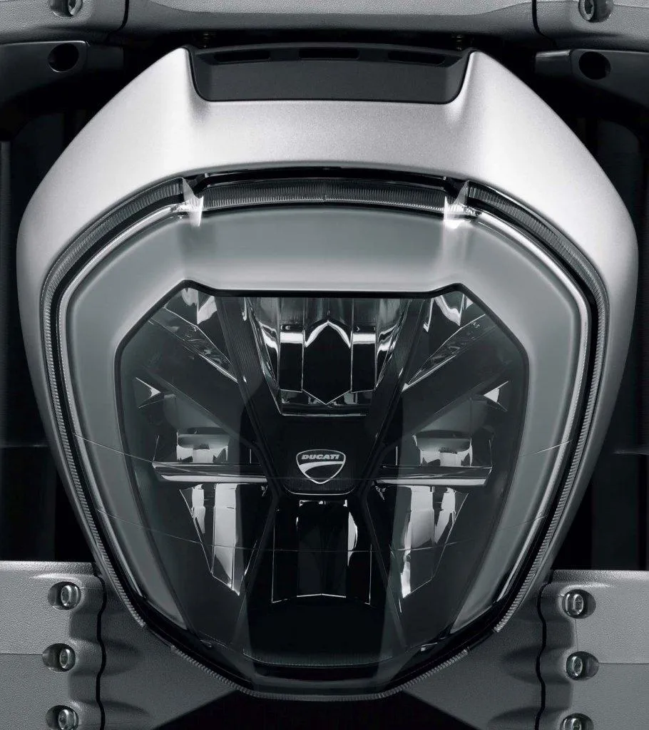 Foto: motoroids.com