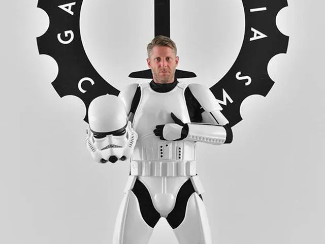 Lapo Elkann in versione Stormtrooper fonte: anygator.com